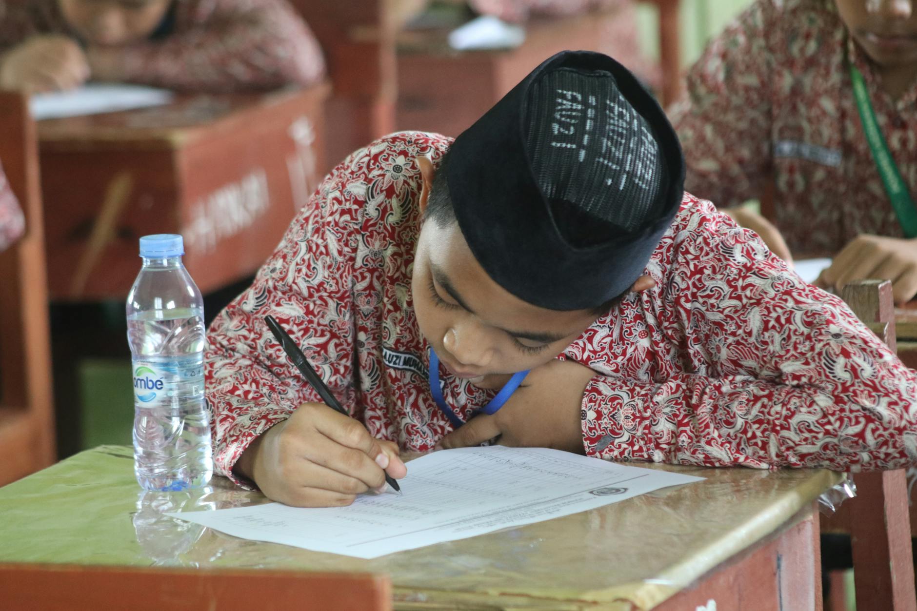 Bingung Soal Politik? Yuk, Kita Pahami Bareng Kayak Ngobrol Biasa!
