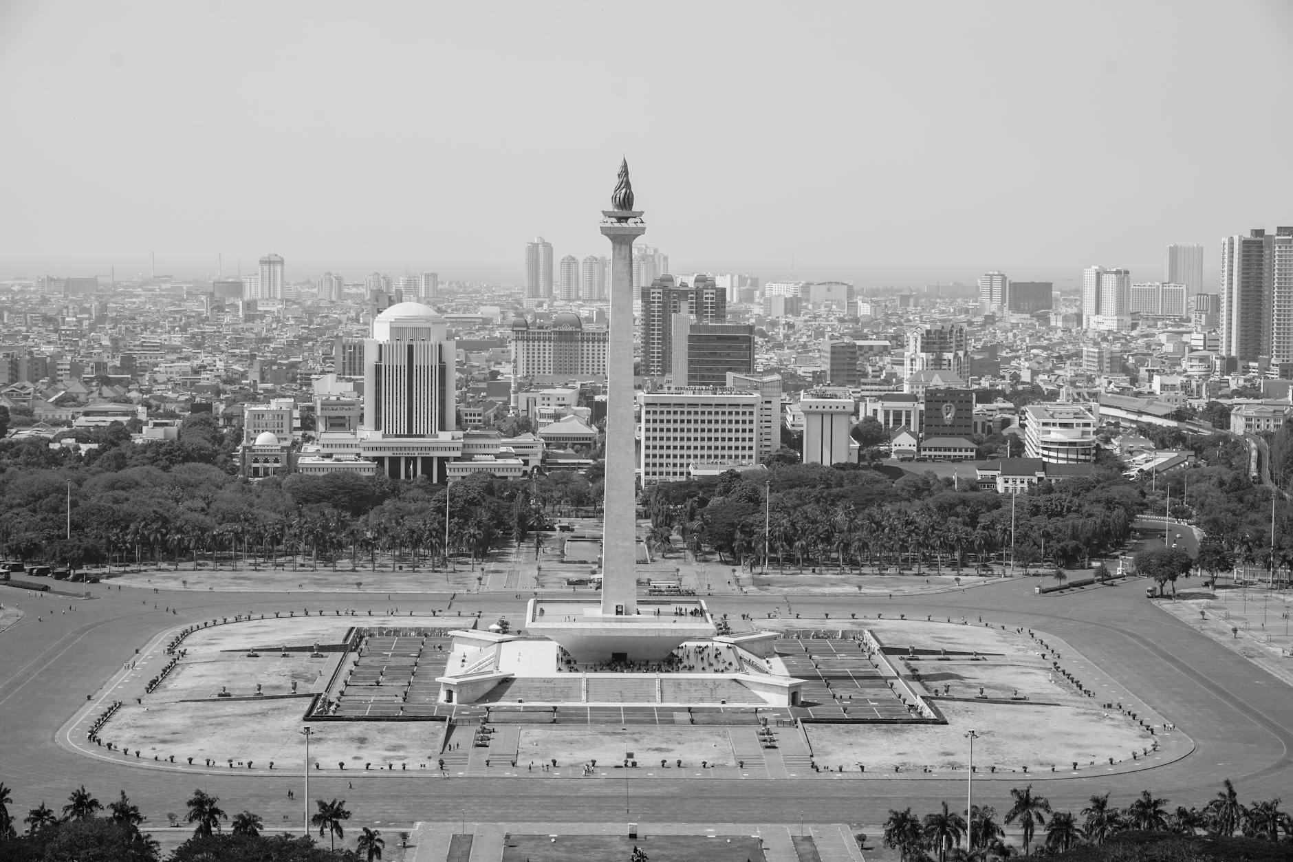 Gerak-gerik Prabowo-Megawati: Jauh Lebih Dalam dari Sekadar Manuver Politik?