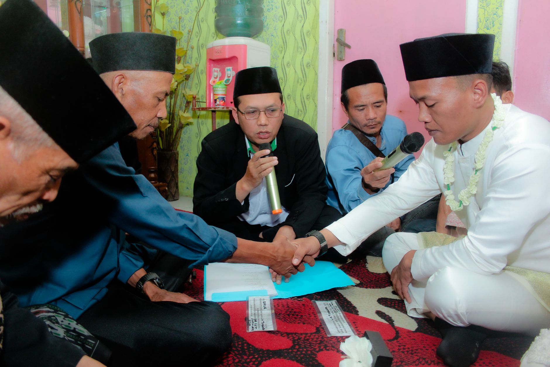 Uang Kaget di Balik Pesta Demokrasi: Kok Serasa ‘Beli’ Suara Itu Hal Lumrah?